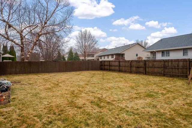 6511 WEAVER Road, Rockford, IL 61114