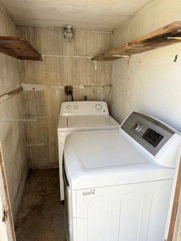 41 E 20th St, Hialeah, FL 33010