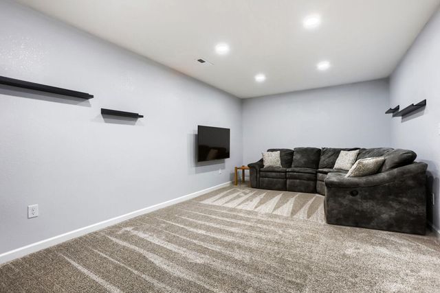 12609 Quemoy Street NE, Blaine, MN 55449