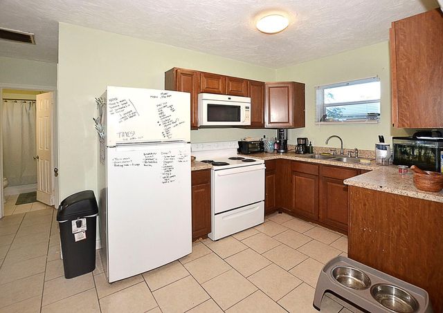 1246-1248 17th Pl, Vero Beach, FL 32960