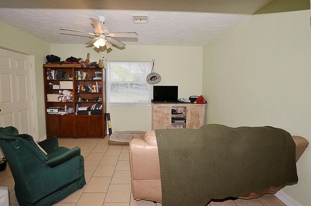 1246-1248 17th Pl, Vero Beach, FL 32960