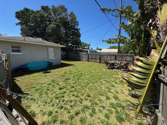1246-1248 17th Pl, Vero Beach, FL 32960