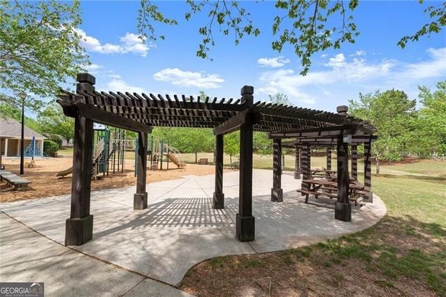 4425 Woodside Court, Cumming, GA 30041