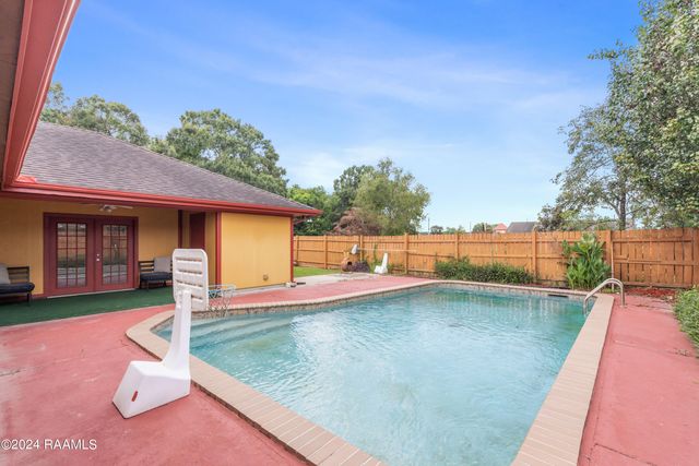 322 S Philo Drive, Lafayette, LA 70506