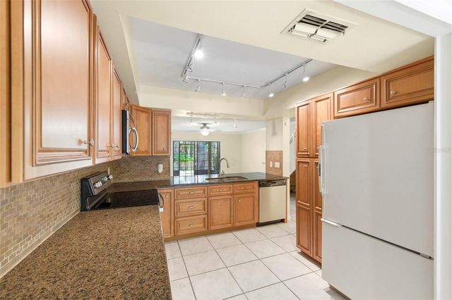 4012 HUXFORD COURT, Tampa, FL 33624