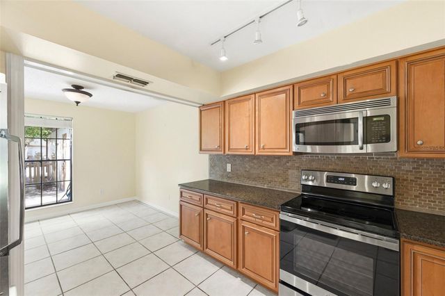 4012 HUXFORD COURT, Tampa, FL 33624
