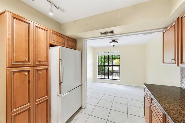 4012 HUXFORD COURT, Tampa, FL 33624
