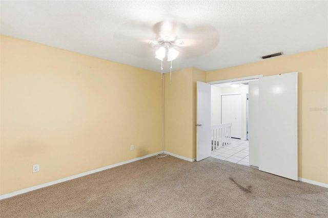 4012 HUXFORD COURT, Tampa, FL 33624