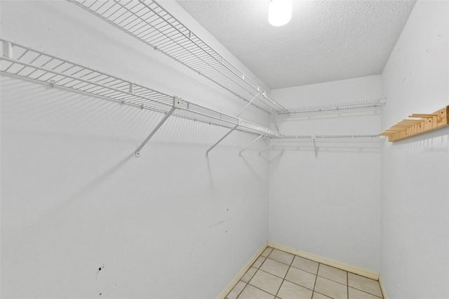 4012 HUXFORD COURT, Tampa, FL 33624