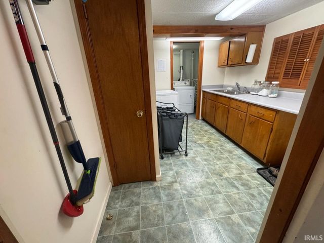 301 S Elm Street, Hagerstown, IN 47346