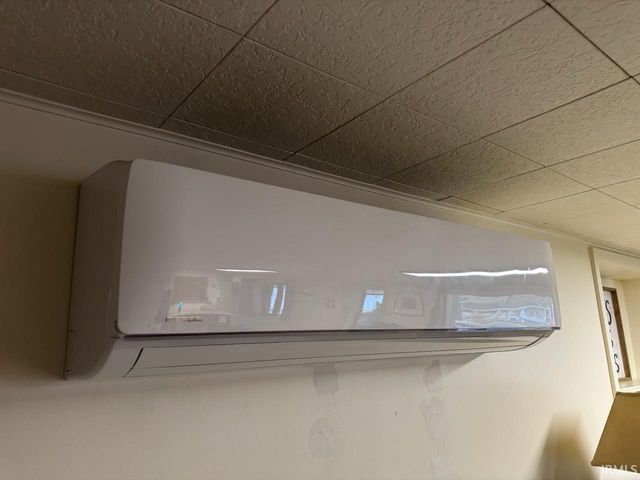 301 S Elm Street, Hagerstown, IN 47346