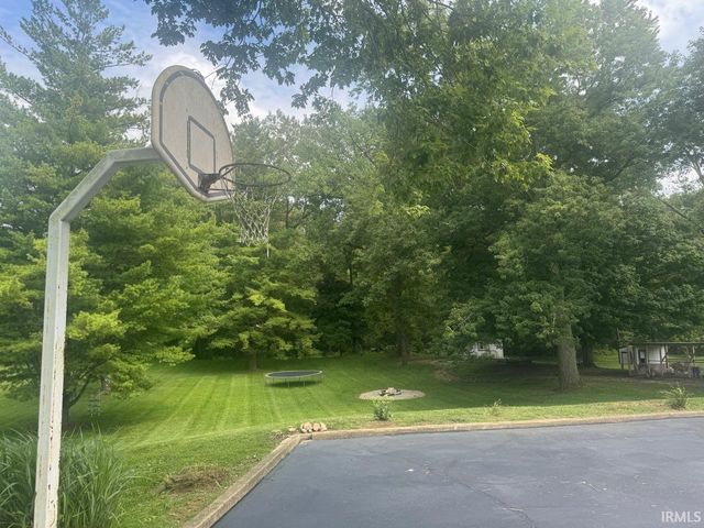 301 S Elm Street, Hagerstown, IN 47346