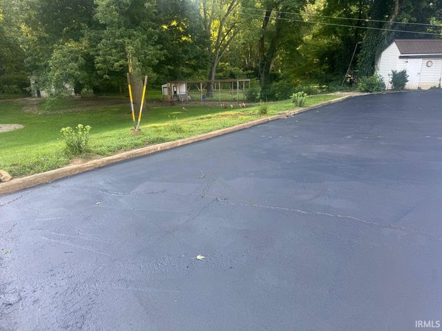 301 S Elm Street, Hagerstown, IN 47346