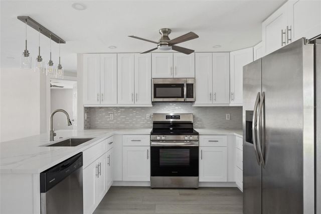 10517 GREENWAY AVENUE, Englewood, FL 34224