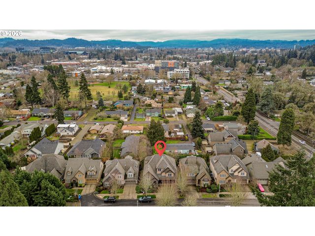 2250 TURNBERRY Ct, Eugene, OR 97401