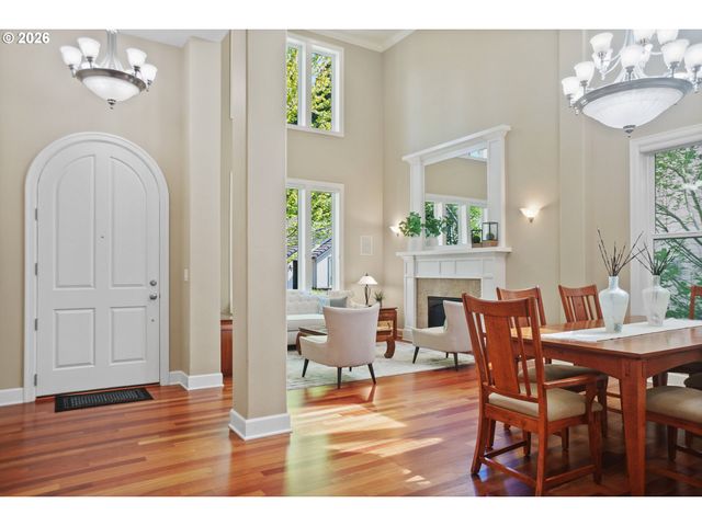 2250 TURNBERRY Ct, Eugene, OR 97401