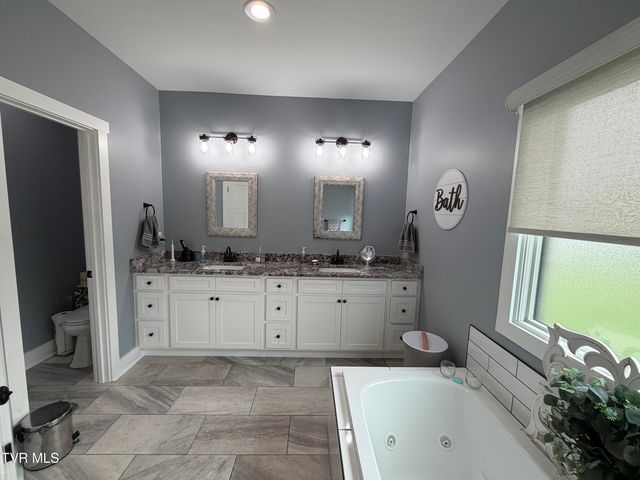 143 Patriot Crossing 143, Greeneville, TN 37745