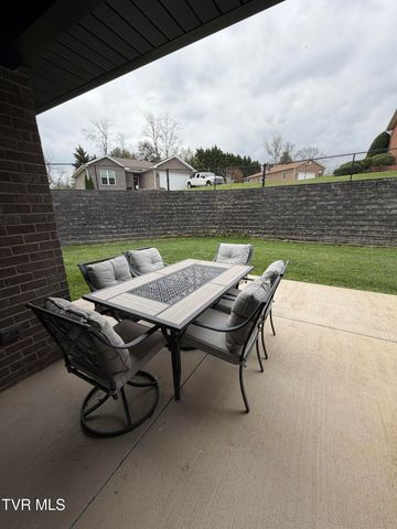 143 Patriot Crossing 143, Greeneville, TN 37745