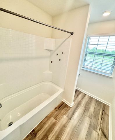 752 Saratoga Drive, Seagoville, TX 75159