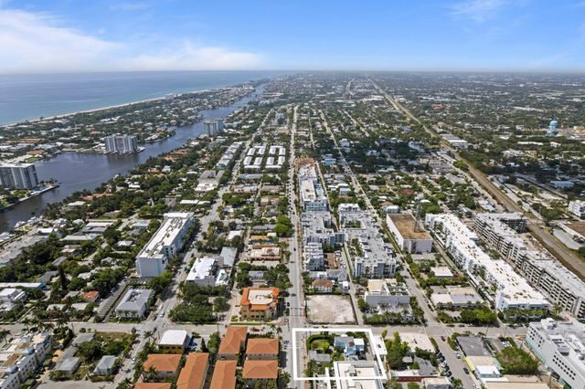 90 SE 5th Avenue, Delray Beach, FL 33483