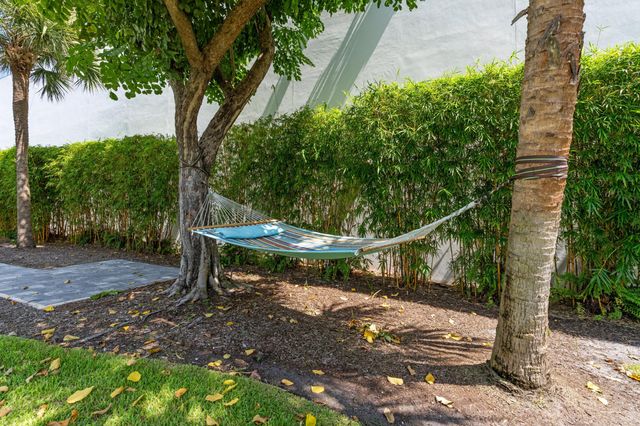 90 SE 5th Avenue, Delray Beach, FL 33483