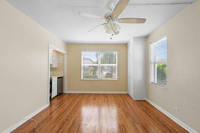 90 SE 5th Avenue, Delray Beach, FL 33483