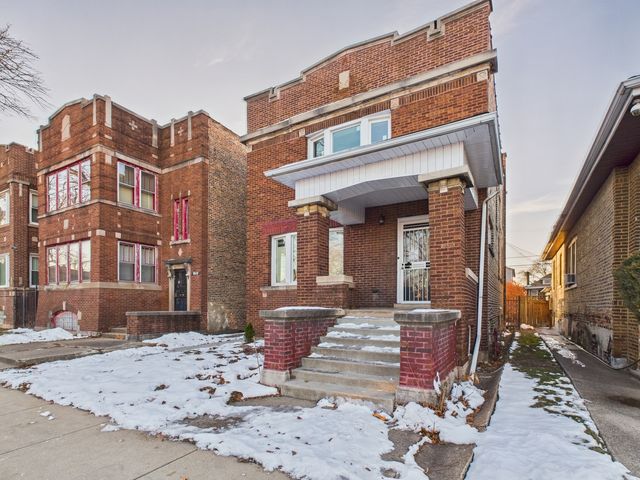8024 S Loomis Boulevard, Chicago, IL 60620