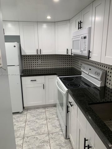 1990 Marseille Drive 206, Miami Beach, FL 33141