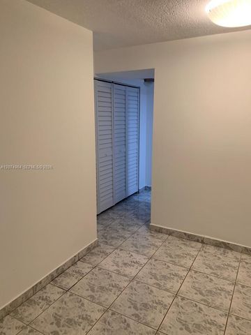 1990 Marseille Drive 206, Miami Beach, FL 33141