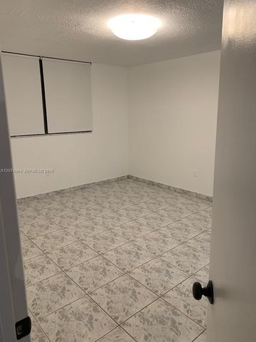 1990 Marseille Drive 206, Miami Beach, FL 33141