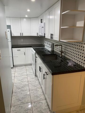 1990 Marseille Drive 206, Miami Beach, FL 33141