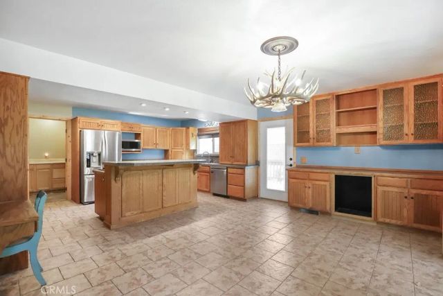 21645 Jobs Peak Road, Cedarpines Park, CA 92322