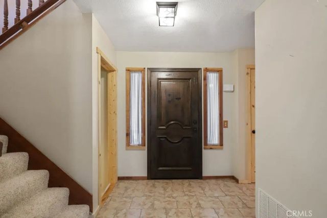 21645 Jobs Peak Road, Cedarpines Park, CA 92322