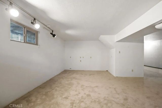 21645 Jobs Peak Road, Cedarpines Park, CA 92322