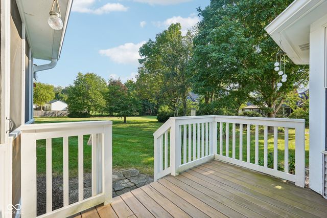 10515 Wildwood Drive, Zionsville, IN 46077