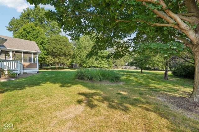 10515 Wildwood Drive, Zionsville, IN 46077