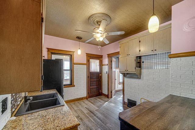1539 Cleveland Avenue, Whiting, IN 46394