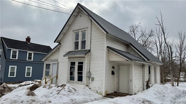 377 Main Street, Schroeppel, NY 13135