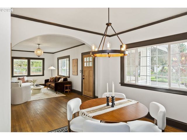 9304 N HODGE Ave, Portland, OR 97203