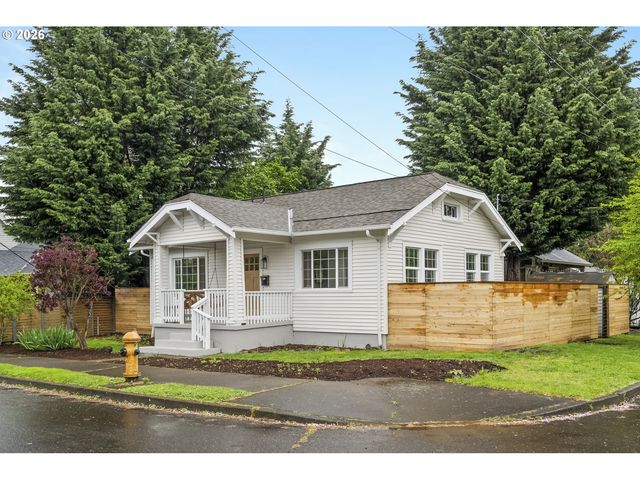 9304 N HODGE Ave, Portland, OR 97203
