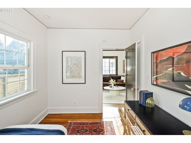 9304 N HODGE Ave, Portland, OR 97203