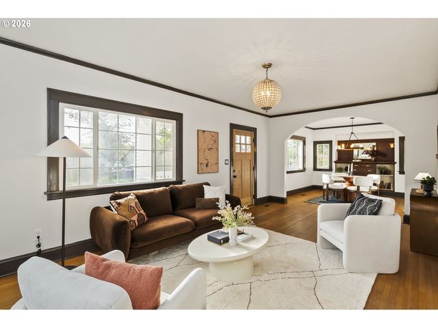 9304 N HODGE Ave, Portland, OR 97203