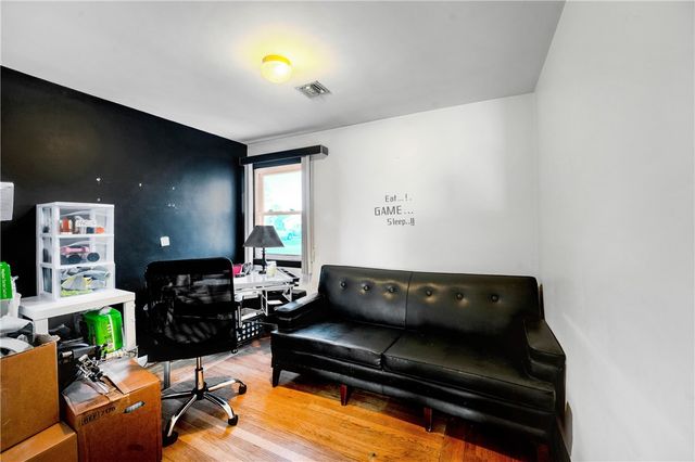 92 Weeden Avenue, East Providence, RI 02916