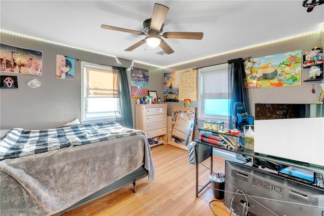 92 Weeden Avenue, East Providence, RI 02916