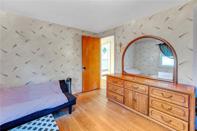 92 Weeden Avenue, East Providence, RI 02916