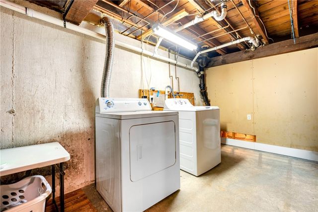 92 Weeden Avenue, East Providence, RI 02916