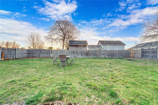 92 Weeden Avenue, East Providence, RI 02916