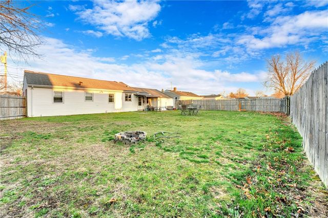 92 Weeden Avenue, East Providence, RI 02916