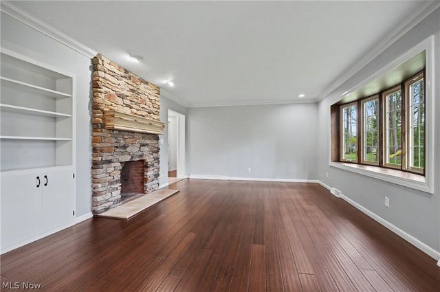 295 Sleepy Hollow Drive, Canfield, OH 44406