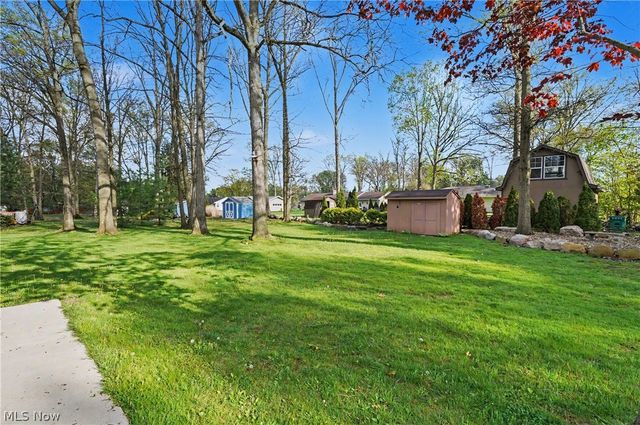 295 Sleepy Hollow Drive, Canfield, OH 44406